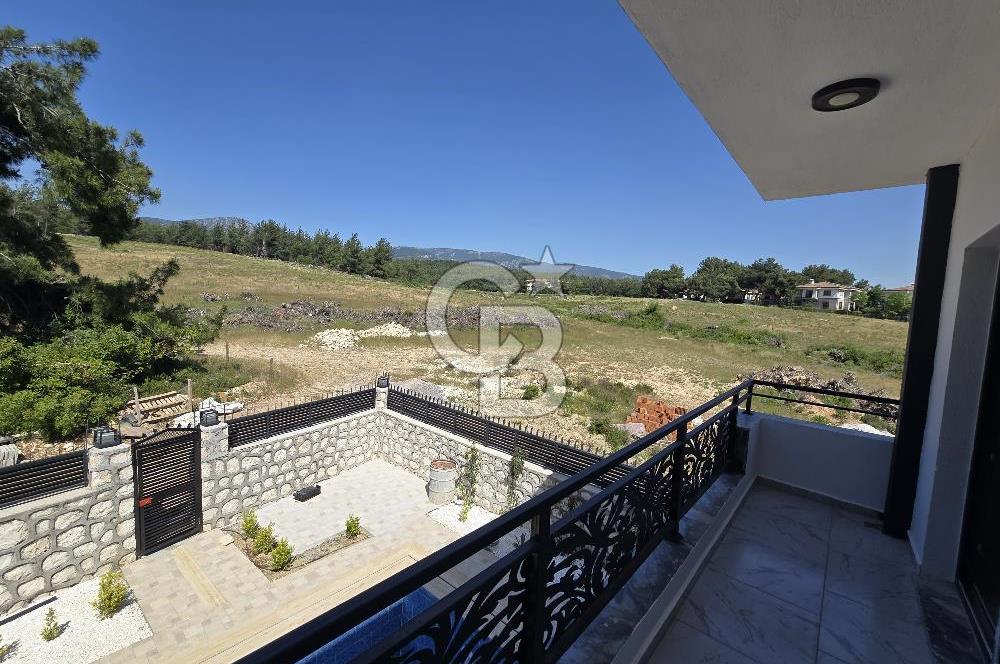 BUCA GÖLET YAKINI SATILIK 4+2 TAM MÜSTAKİL HAVUZLU TRIPLEX VİLLA