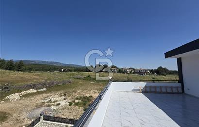 BUCA GÖLET YAKINI SATILIK 4+2 TAM MÜSTAKİL HAVUZLU TRIPLEX VİLLA