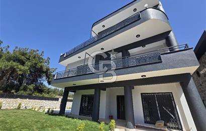 BUCA GÖLET YAKINI SATILIK 4+2 TAM MÜSTAKİL HAVUZLU TRIPLEX VİLLA
