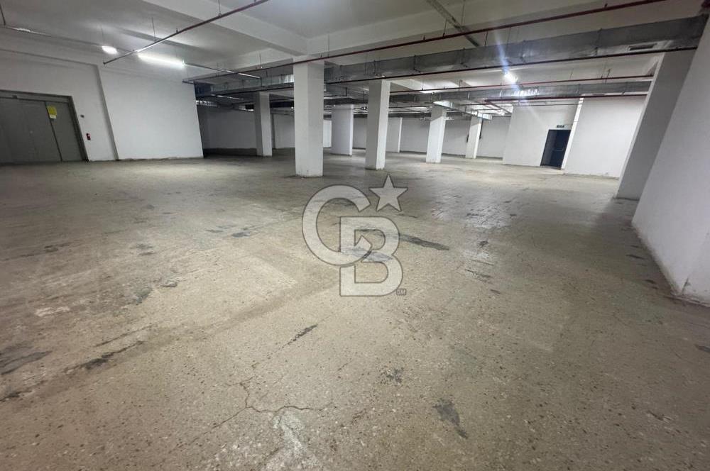 Sancaktepe Merkezde Atatürk Caddesine Cephe Kiralık Plaza Bodrum Katı
