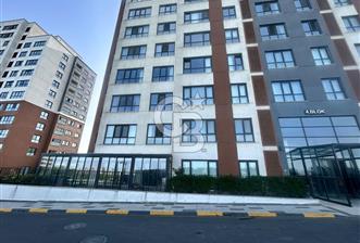 BAHÇEŞEHİR TUAL'DE 3.PARSEL KAPALI TERASLI 2+1 SATILIK DAİRE
