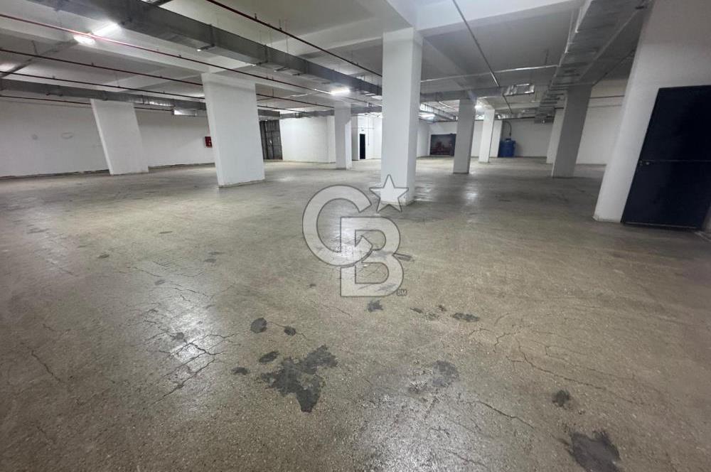 Sancaktepe Merkezde Atatürk Caddesine Cephe Kiralık Plaza Bodrum Katı