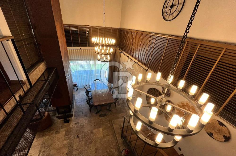 Menderes Yenikōy de 10 Dönüm Arsa İçinde Rüya gibi Villa CB-PH