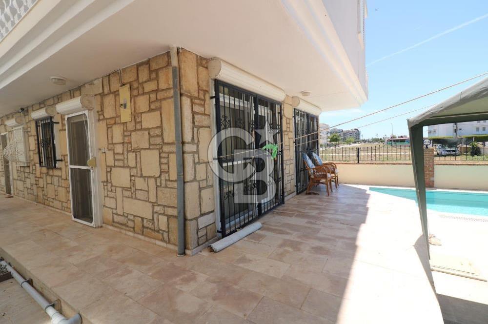 Didim çamlıkta satılık 3+1 villa havuzlu site 