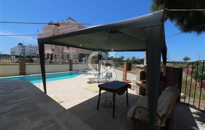 Didim çamlıkta satılık 3+1 villa havuzlu site 