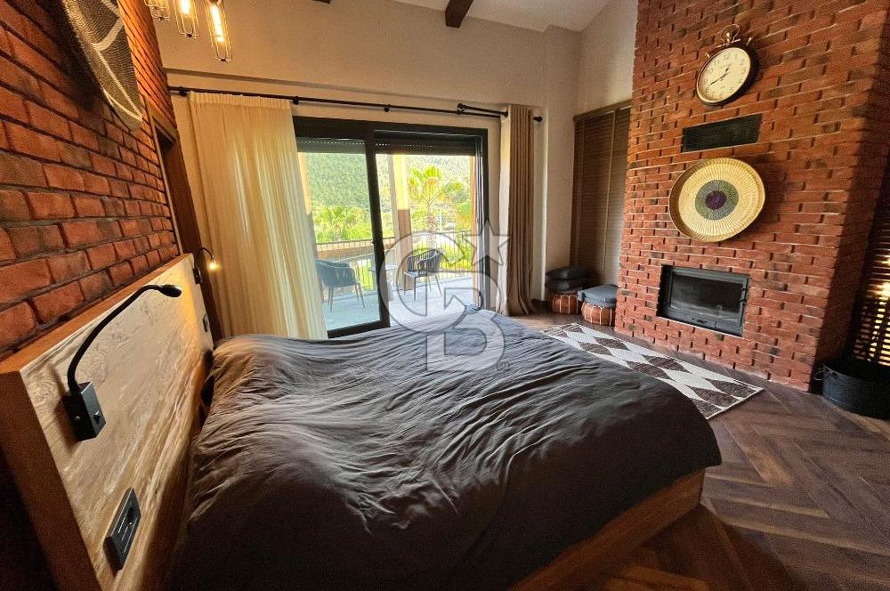 Menderes Yenikōy de 10 Dönüm Arsa İçinde Rüya gibi Villa CB-PH