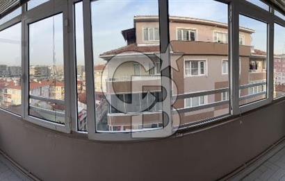 Sefaköy Teyfik Bey Mahallesinde İçi Yapılı Satılık Daire