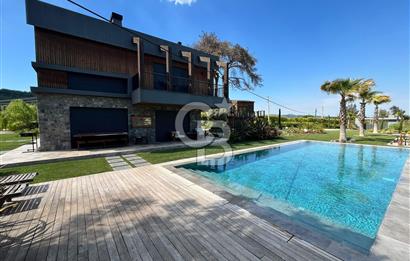 Menderes Yenikōy de 10 Dönüm Arsa İçinde Rüya gibi Villa CB-PH