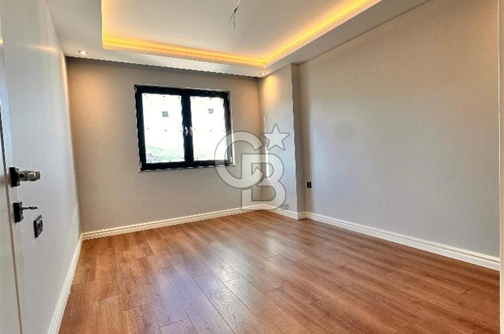 YILDIZLI SÜMELA FİNAL SİTESİ 185 M2 4+1 SÜPER LÜKS SATILIK DAİRE