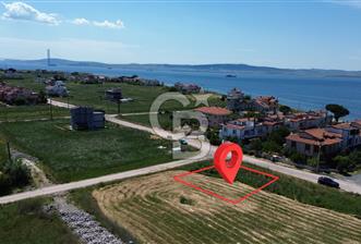 ÇANAKKALE LAPSEKİ ÇARDAK’TA BOĞAZ MANZARALI SATILIK ARSA