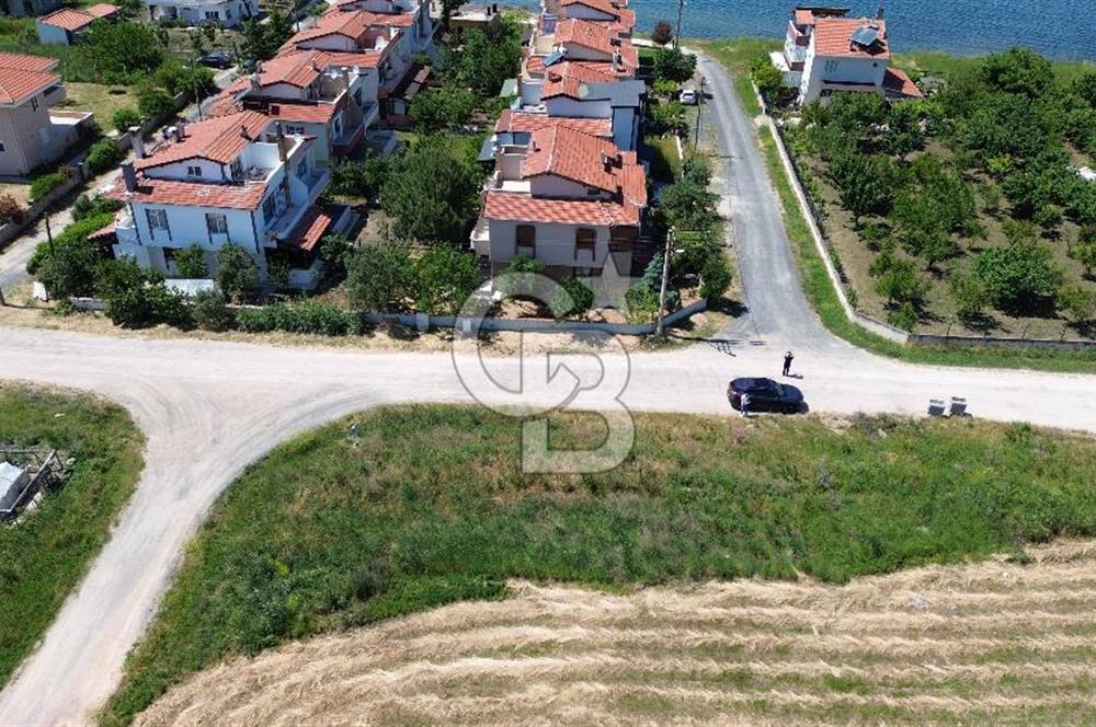 ÇANAKKALE LAPSEKİ ÇARDAK’TA BOĞAZ MANZARALI SATILIK ARSA