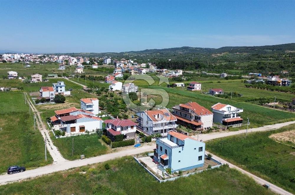 ÇANAKKALE LAPSEKİ ÇARDAK’TA BOĞAZ MANZARALI SATILIK ARSA