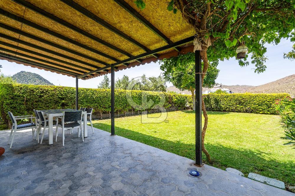 Akyarlar Kalekent Sitesi'nde Yenilenmiş 4+1 Villa