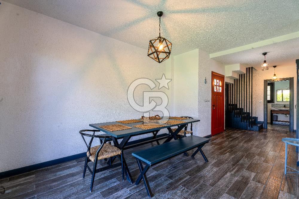 Akyarlar Kalekent Sitesi'nde Yenilenmiş 4+1 Villa