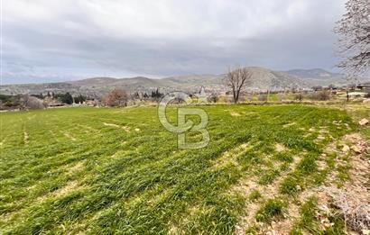 KÖSEDERE KÖYÜNDE ASFALTA 40 METRE DENİZ GÖREN TARLA