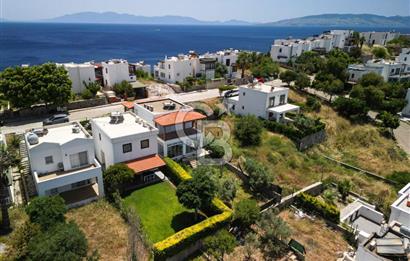 Akyarlar Kalekent Sitesi'nde Yenilenmiş 4+1 Villa