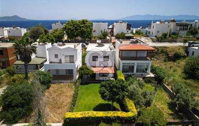 Akyarlar Kalekent Sitesi'nde Yenilenmiş 4+1 Villa