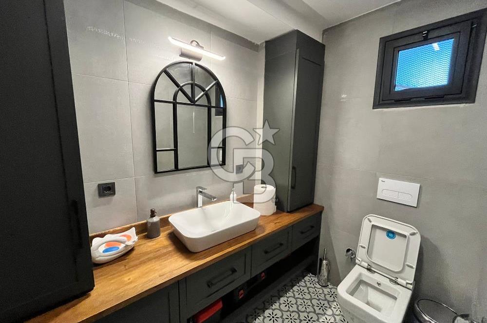 Menderes Yenikōy de 10 Dönüm Arsa İçinde Rüya gibi Villa CB-PH