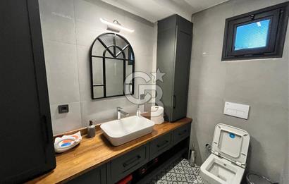 Menderes Yenikōy de 10 Dönüm Arsa İçinde Rüya gibi Villa CB-PH