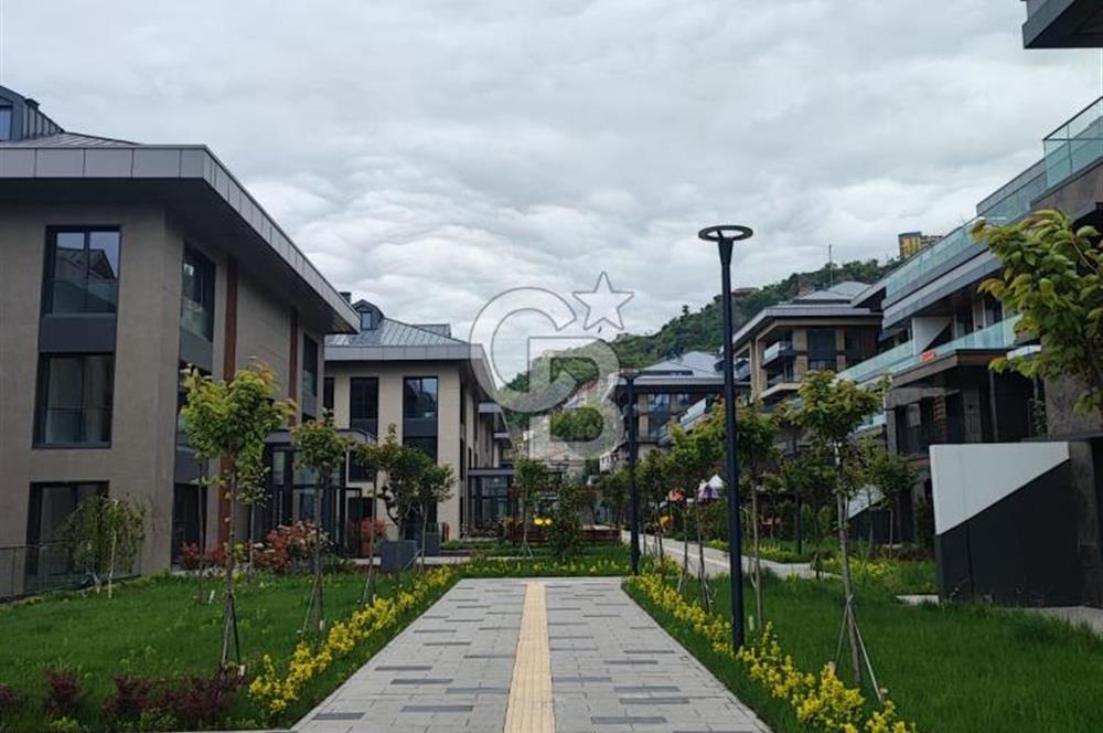 TRABZON'DA MUHTEŞEM LOKASYON 250 M2 SUPER LUX REZIDANS