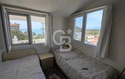 ÇEŞME ILDIR BORNOVALILAR SİTESİNDE  DENİZE 200 METRE SATILIK VİLLA