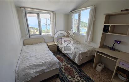 ÇEŞME ILDIR BORNOVALILAR SİTESİNDE  DENİZE 200 METRE SATILIK VİLLA