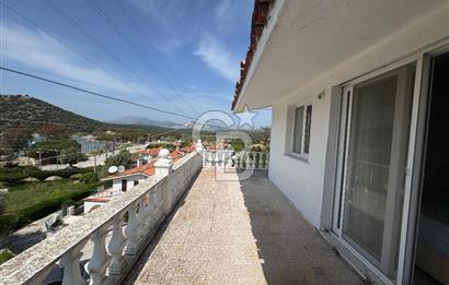 ÇEŞME ILDIR BORNOVALILAR SİTESİNDE  DENİZE 200 METRE SATILIK VİLLA
