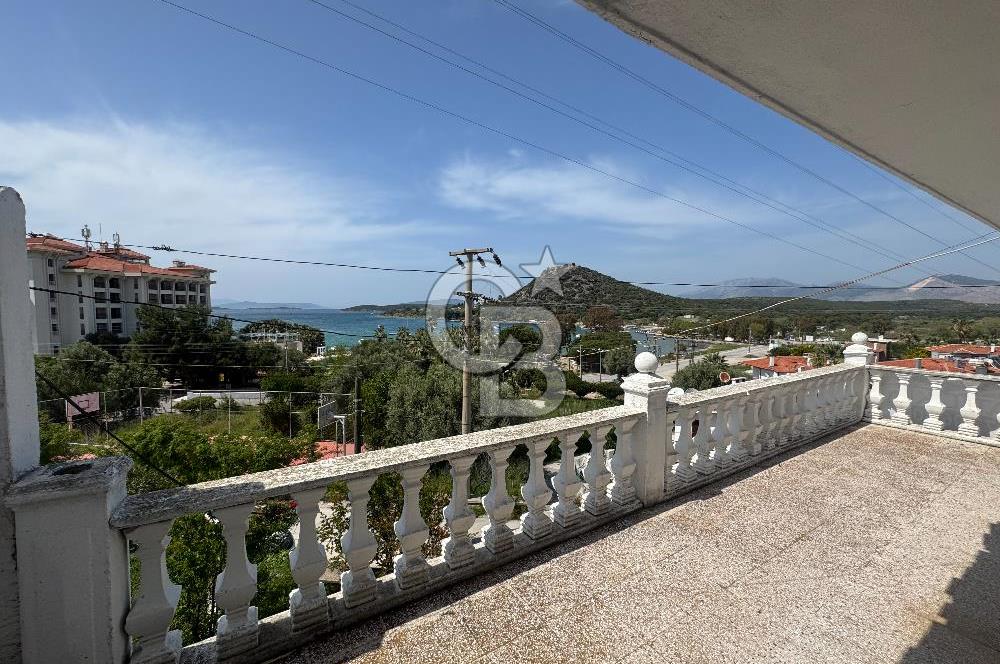ÇEŞME ILDIR BORNOVALILAR SİTESİNDE  DENİZE 200 METRE SATILIK VİLLA