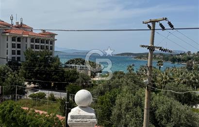 ÇEŞME ILDIR BORNOVALILAR SİTESİNDE  DENİZE 200 METRE SATILIK VİLLA