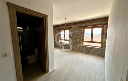 ONU KAPANMAZ DENIZ MANZARALI TAM MUSTAKIL VILLA