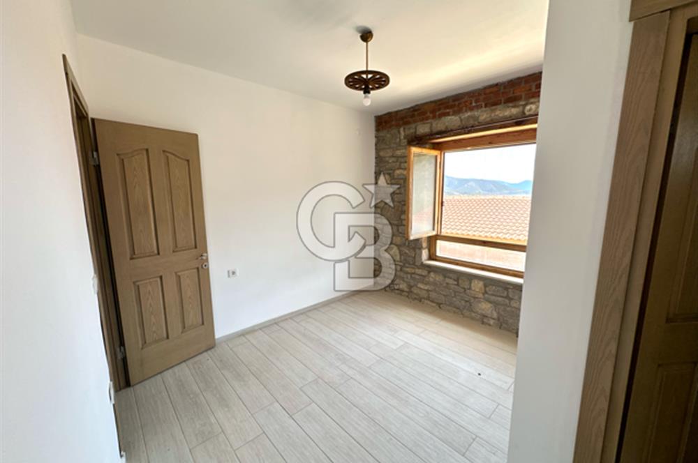 ONU KAPANMAZ DENIZ MANZARALI TAM MUSTAKIL VILLA
