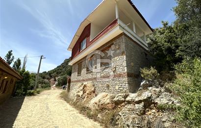 ONU KAPANMAZ DENIZ MANZARALI TAM MUSTAKIL VILLA