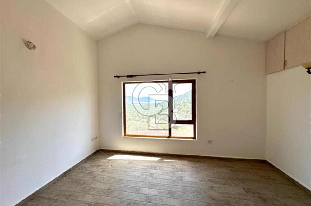 ONU KAPANMAZ DENIZ MANZARALI TAM MUSTAKIL VILLA