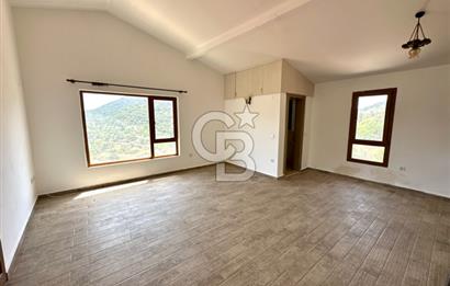 ONU KAPANMAZ DENIZ MANZARALI TAM MUSTAKIL VILLA