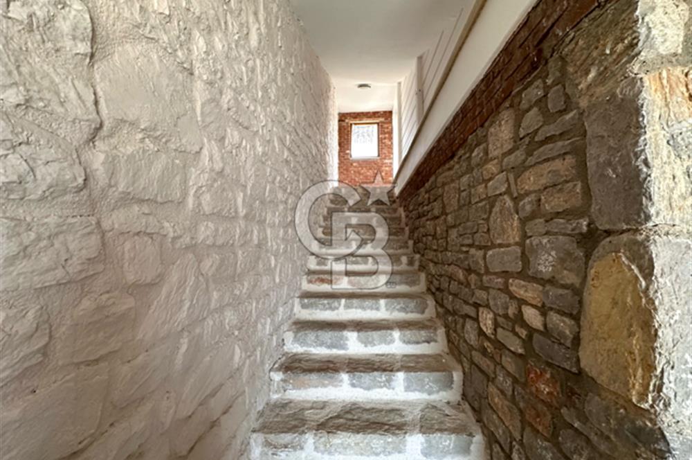 ONU KAPANMAZ DENIZ MANZARALI TAM MUSTAKIL VILLA