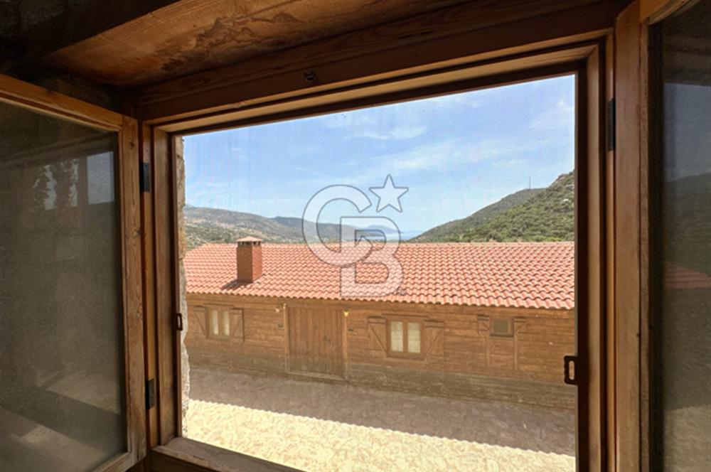 ONU KAPANMAZ DENIZ MANZARALI TAM MUSTAKIL VILLA