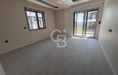 ALİAĞA'DA 4BLOKLU HAVUZLU SİTEDE KAPALI MUTFAK SATILIK 2+1 DAİRE