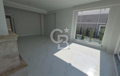 SAPANCA ÜNLÜCE'DE GÖL MANZARALI SİTE İÇİ SATILIK 4+1 VİLLA