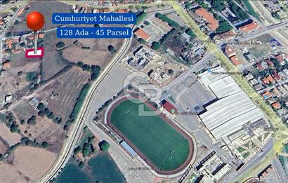 Ezine Cumhuriyet Mahallesi'nde Yatırımlık Arsa