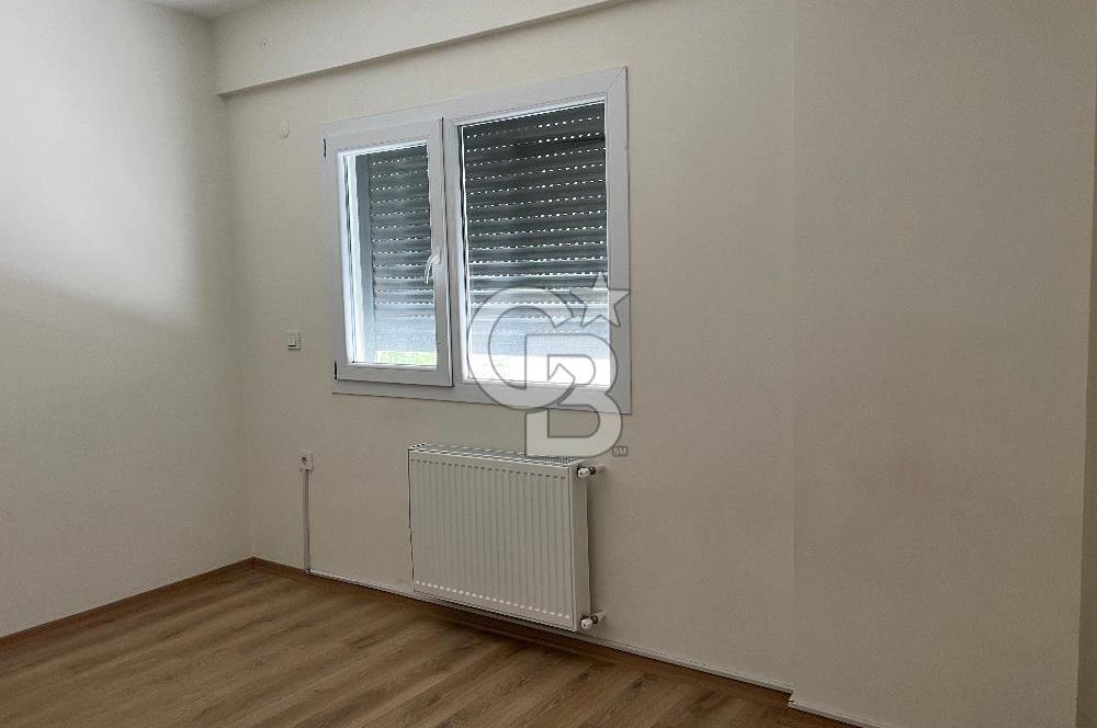 Karşıyaka Sahile Yürüme Mesafesinde Satılık 2+1 Daire