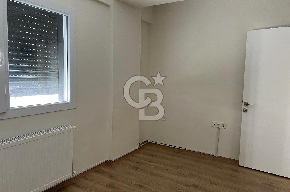Karşıyaka Sahile Yürüme Mesafesinde Satılık 2+1 Daire