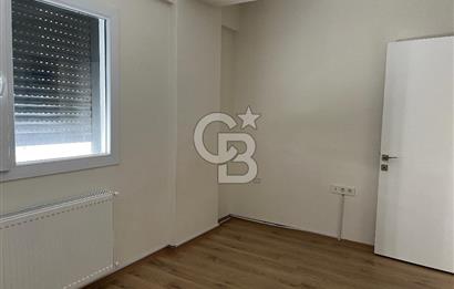 Karşıyaka Sahile Yürüme Mesafesinde Satılık 2+1 Daire
