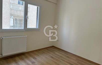 Karşıyaka Sahile Yürüme Mesafesinde Satılık 2+1 Daire