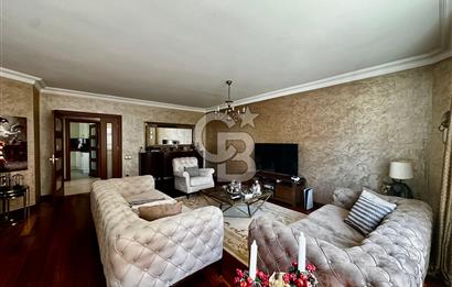 ACIBADEM ÇAMLIK SİTESİNDE BAKIMLI 4+1 SATILIK DAİRE
