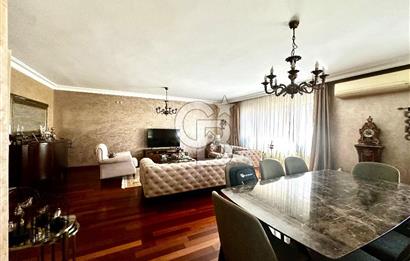 ACIBADEM ÇAMLIK SİTESİNDE BAKIMLI 4+1 SATILIK DAİRE