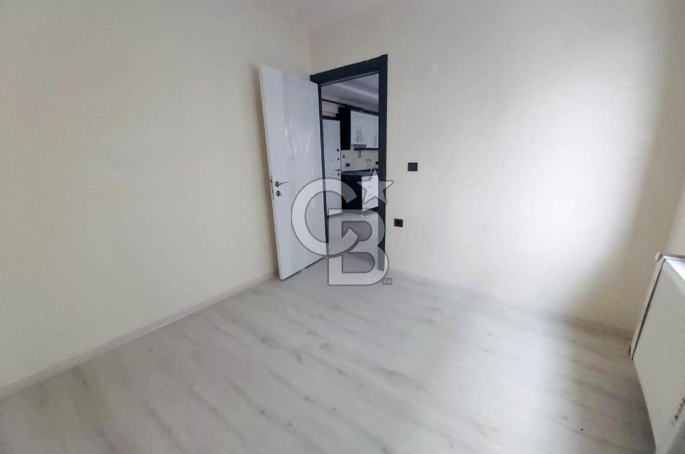 MENEMEN SEYREK'DE 1+1 ARA KAT SATILIK DAİRE 