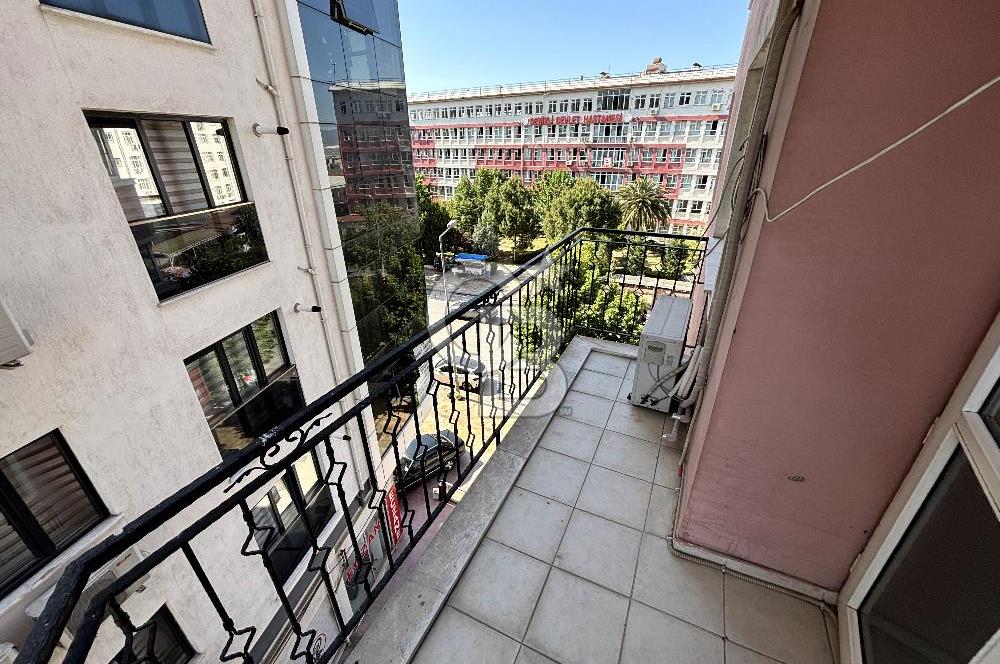 Denizli Devlet Hastanesi Karşısında, Merkezi Konumda Geniş Ofis