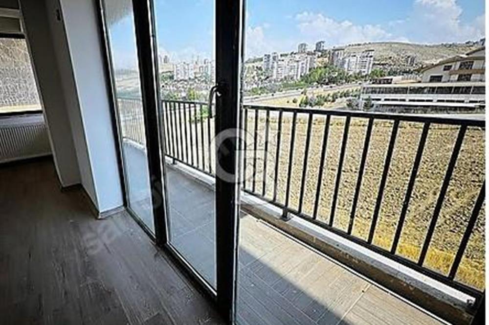 ALACAATLIDA İKİZ YARISI KOMPLE KİRALIK BİNA