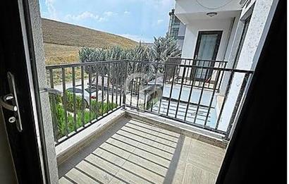 ALACAATLIDA İKİZ YARISI KOMPLE KİRALIK BİNA