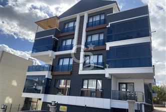 İNCEK MERKEZ’DE ARA KAT 75 M2 NET KULLANIMLI 2+1 KİRALIK DAİRE